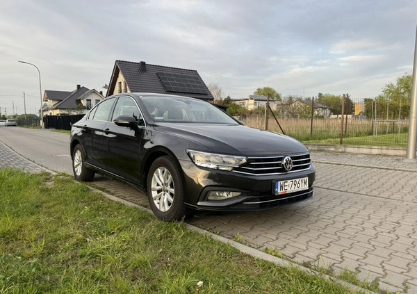 Volkswagen Passat cena 79700 przebieg: 133000, rok produkcji 2020 z Tarnogród małe 781